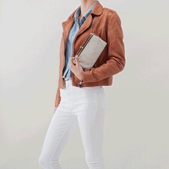 NWT New Hobo Lauren Clutch Wallet Dew Retired Rare - Picture 2 of 3